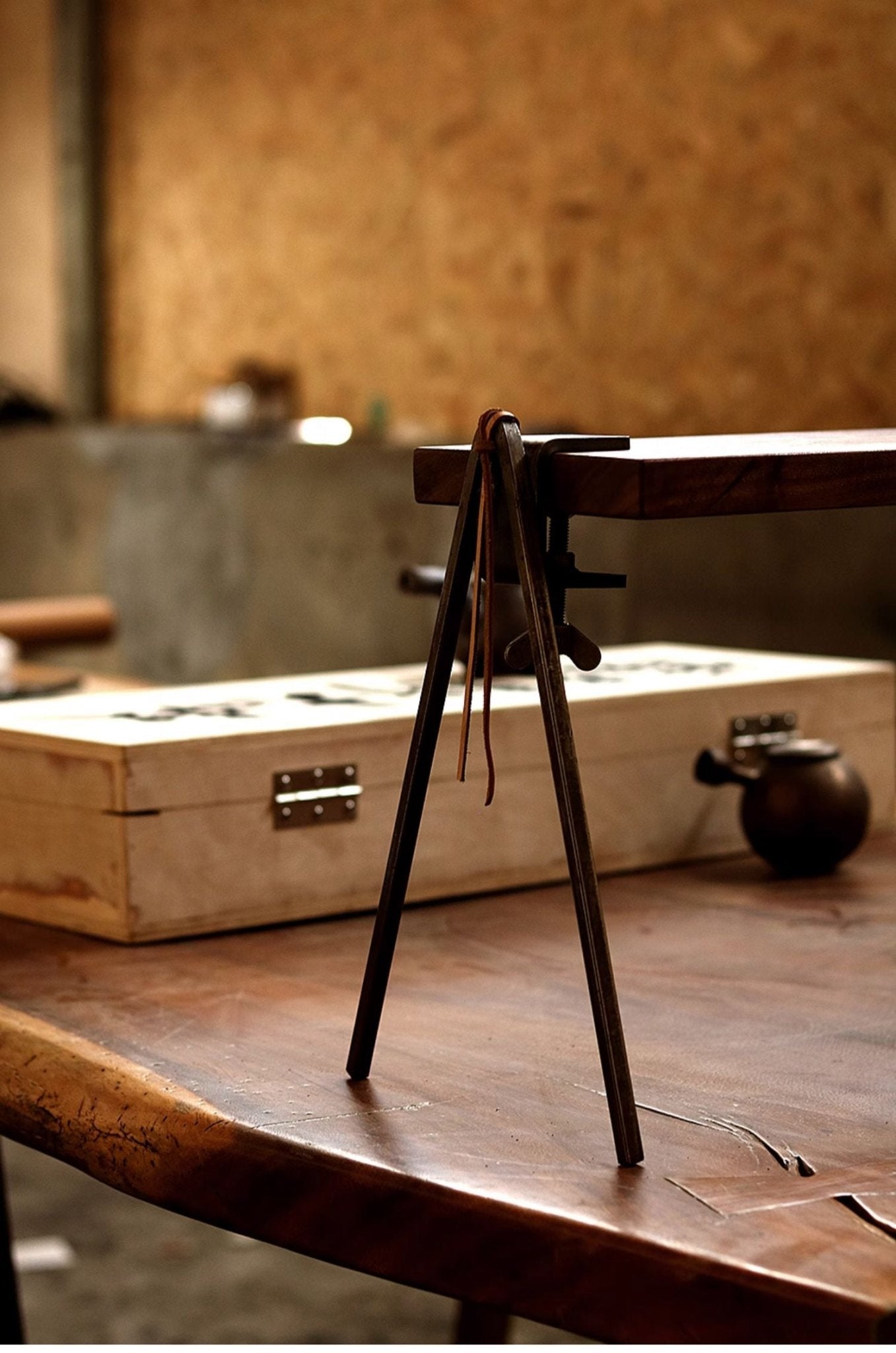 FOCUS UNCLEクルミ木製レトロな折りたたみ式アウトドアキャンプテーブル「SOLO」 - CALAFO
